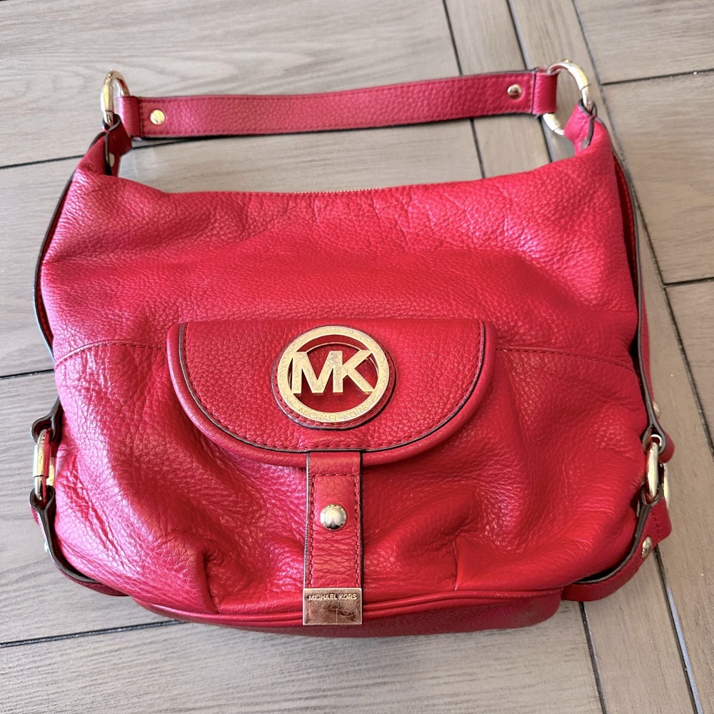 Michael Kors red purse/handbag